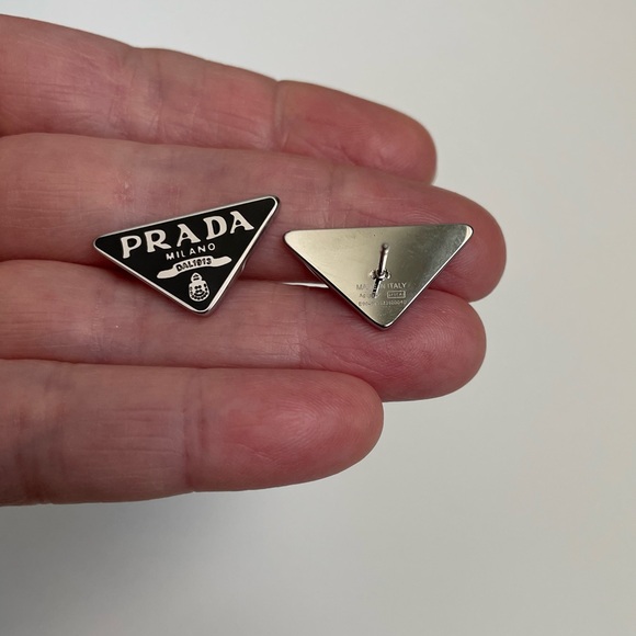Prada logo triangle stud earrings - Picture 4 of 4